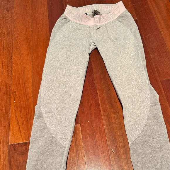 Women’s gym, shark leggings - Picture 4 of 4